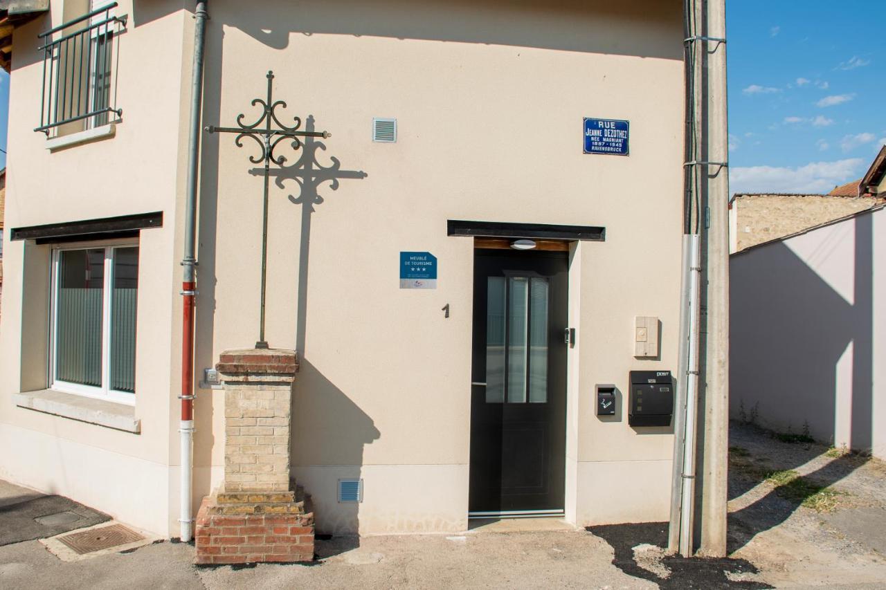 Villa Meuble De Tourisme 3 Etoiles Loft Industriel A Fismes Exterior foto